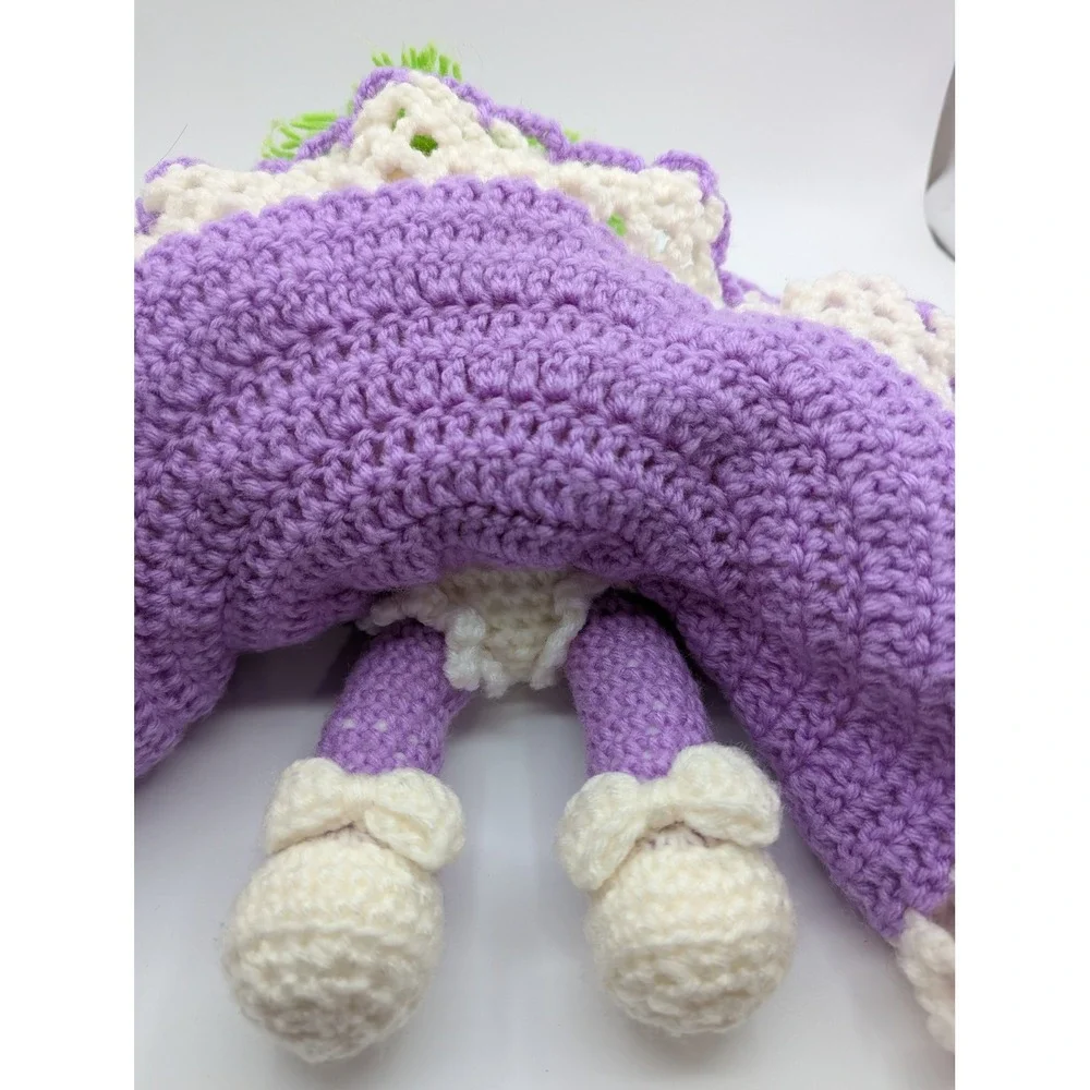 Vintage Handmade Crochet Bed Doll Purple White Ruffle Gown Green‎ Hair 10 Inch